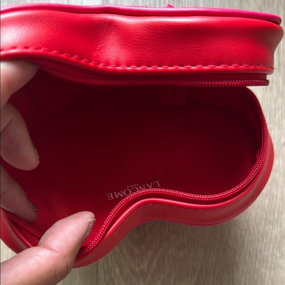 Lancôme Red Floral Cosmetic Bag Set - Year of the Rabbit and Heart - Picture 8 of 9